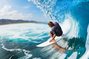 开云平台-乔治贡献制胜表现，鹈鹕一波带走国王，当个人英雄主义融入团队洪流