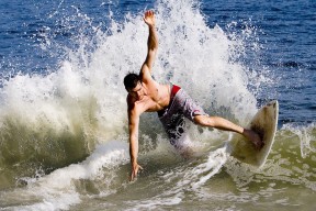 开云体育入口-勇士稳稳拿下上海队，拉文成为关键先生