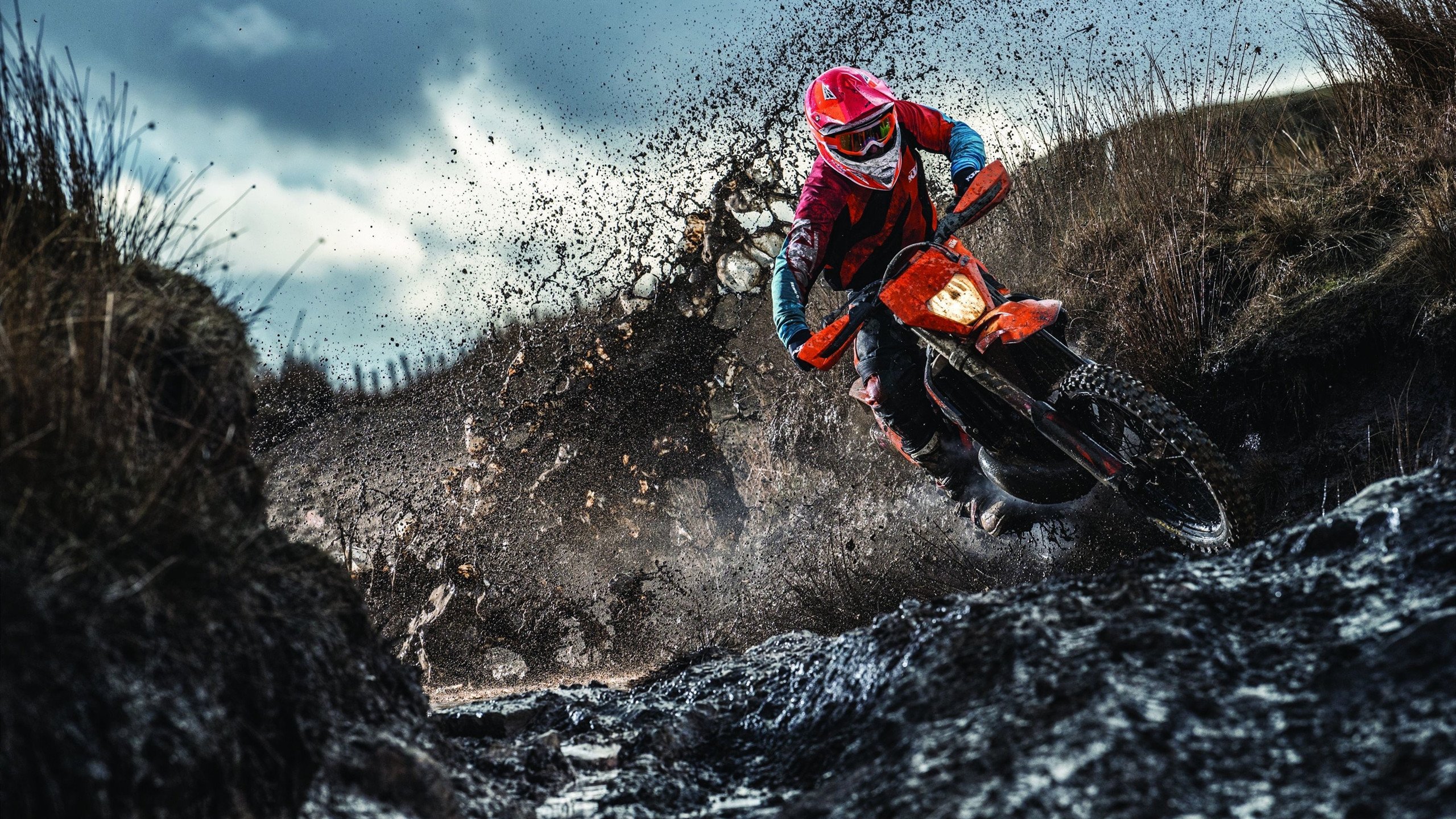 爱尔兰战术压制挪威，库尔图瓦发挥堪称完美，绿茵场上的冰与火之歌